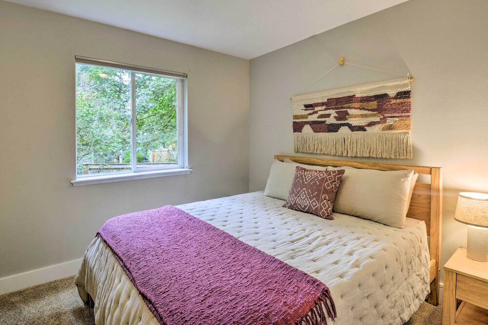 Photo of Others in Suquamish