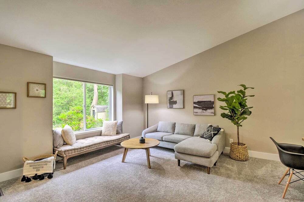 Photo of Bedroom in Suquamish