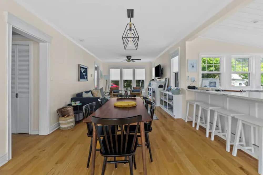 Photo of Bedroom in Quidi Vidi