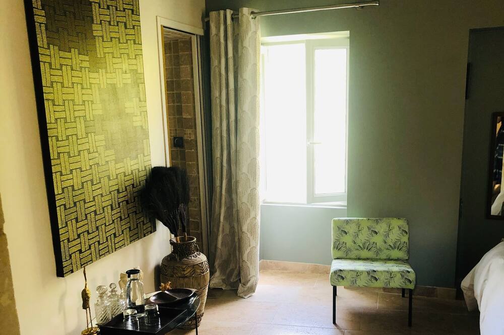 Photo of Bedroom in Maille