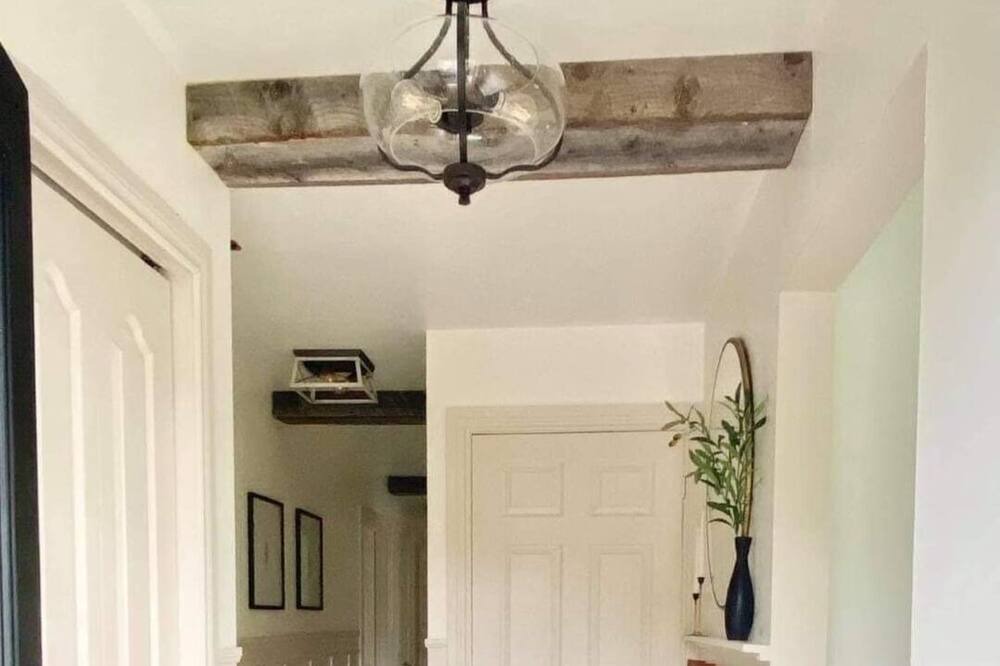 Photo of Bedroom in Arden