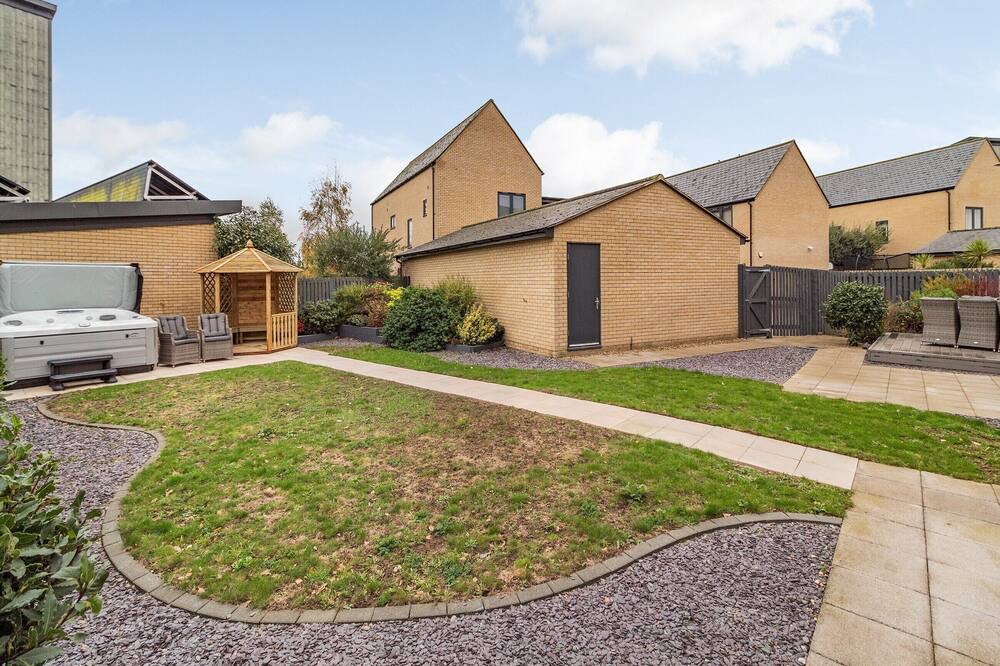 Photo of Others in Ipswich