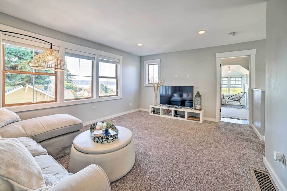 Photo of Livingroom in Mukilteo