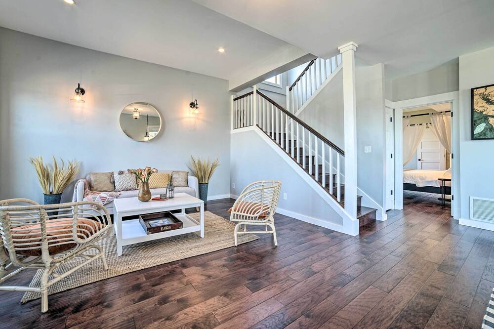 Photo of Livingroom in Mukilteo