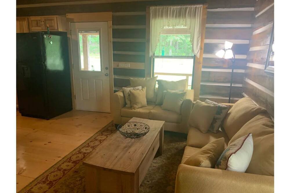 Photo of Livingroom in Mcclurg