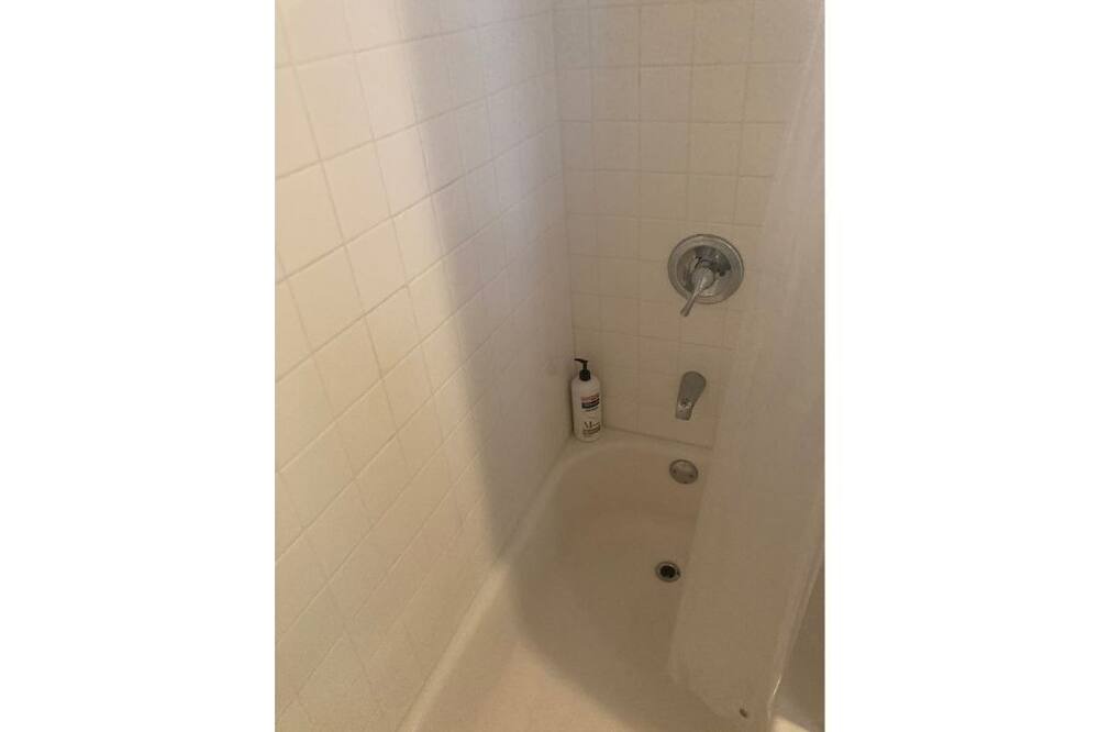 Photo of Bathroom in Squires