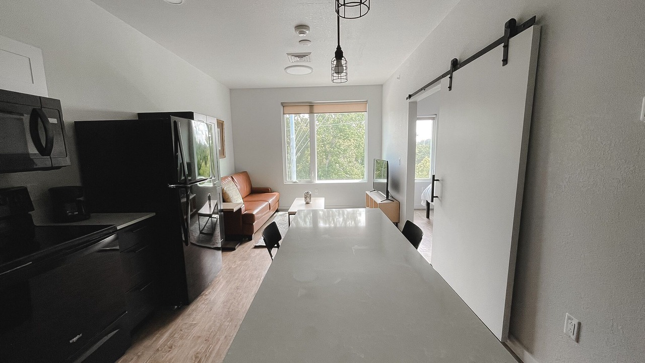 Photo of Others in Bowling Green