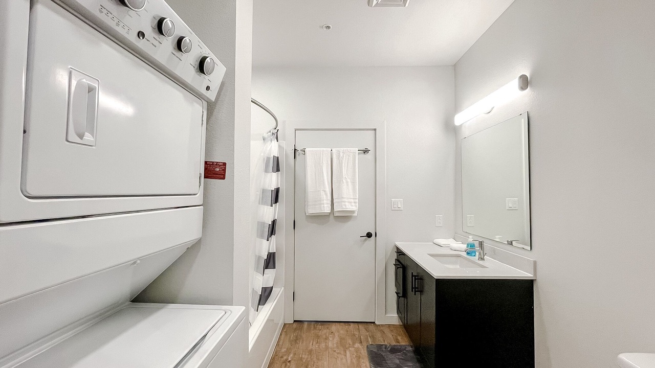 Photo of Others in Bowling Green