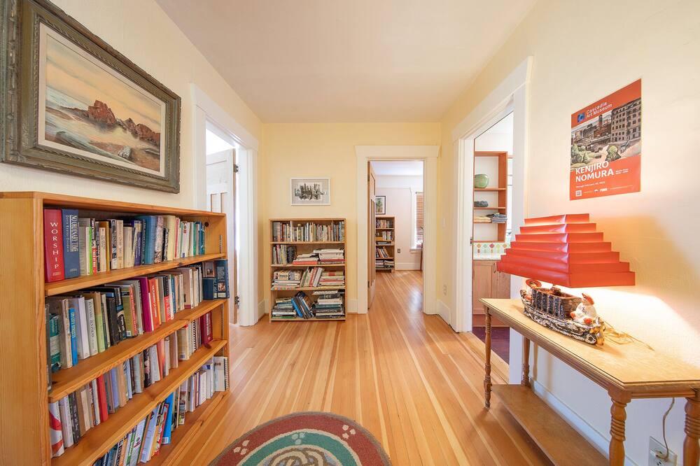 Photo of Others in Sunset Hill