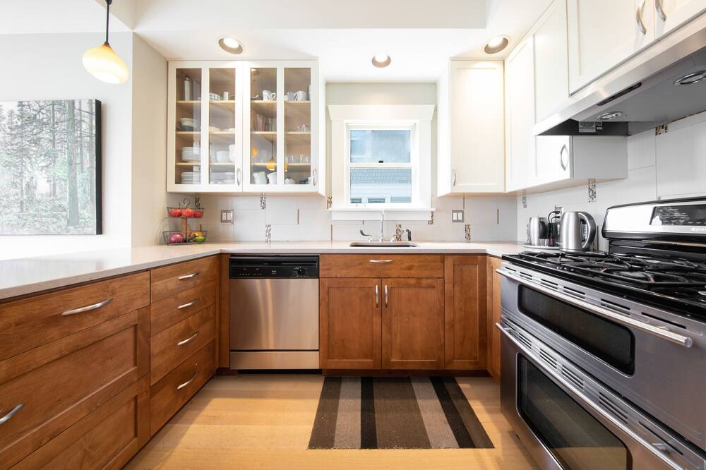 Photo of Others in Sunset Hill