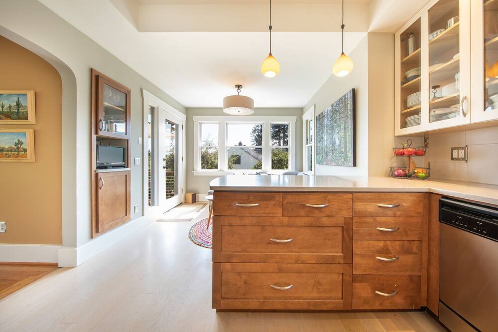 Photo of Others in Sunset Hill