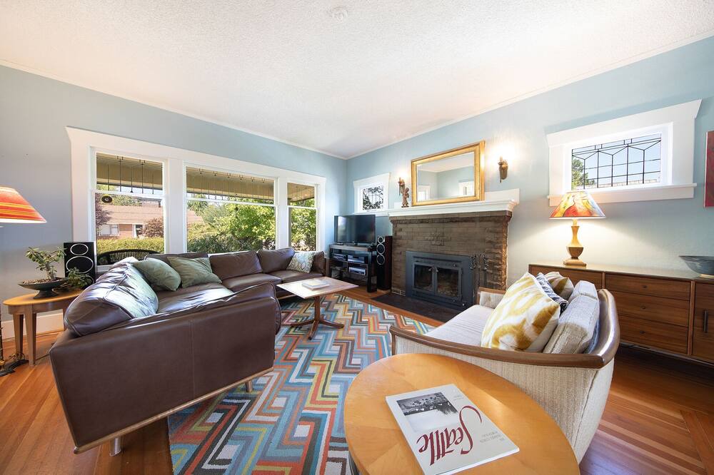 Photo of Others in Sunset Hill