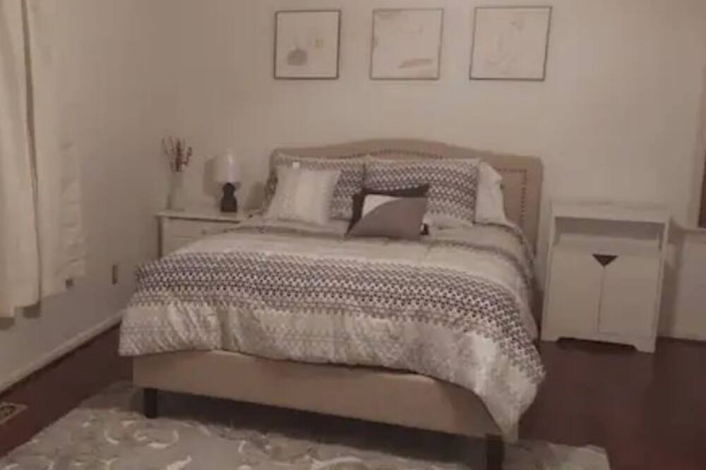 Photo of Bedroom in Coatesville