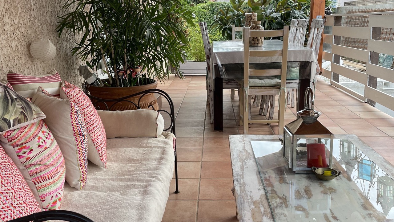 Photo of Outdoor in Pia