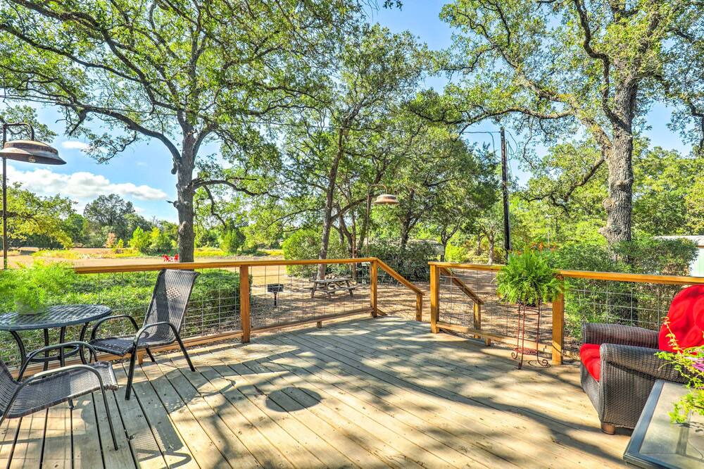 Photo of Outdoor in Paige