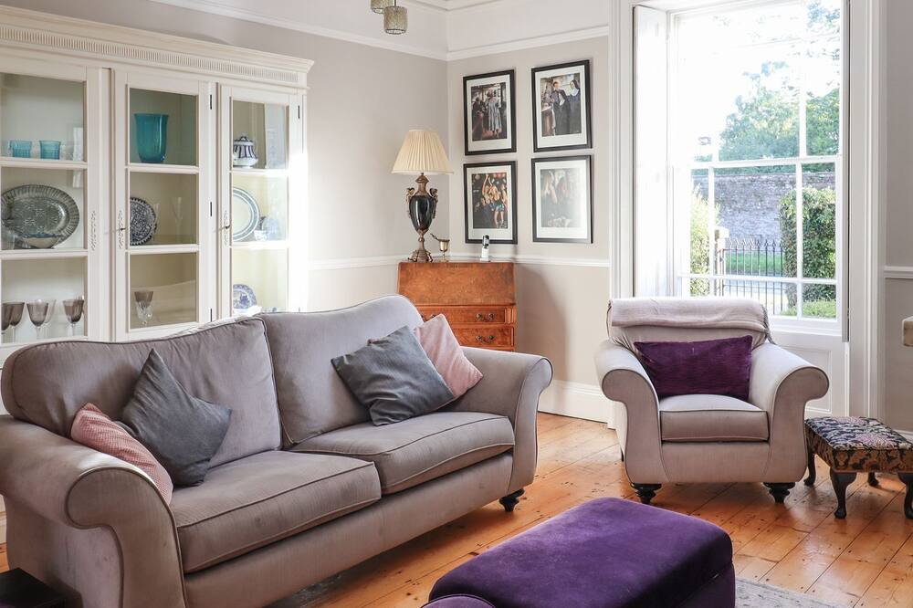 Photo of Livingroom in Harker