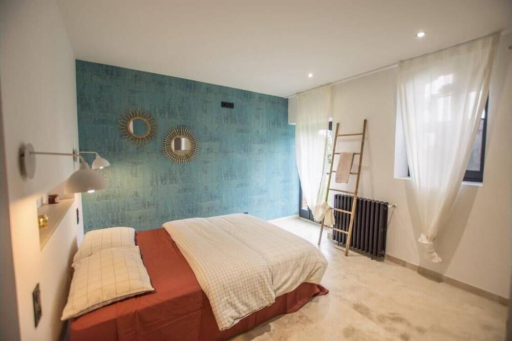 Photo of Bedroom in Castelmayran