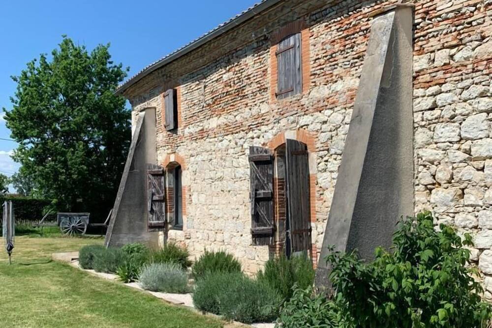 Photo of Outdoor in Castelmayran