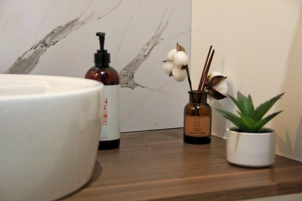 Photo of Bathroom in Castelmayran