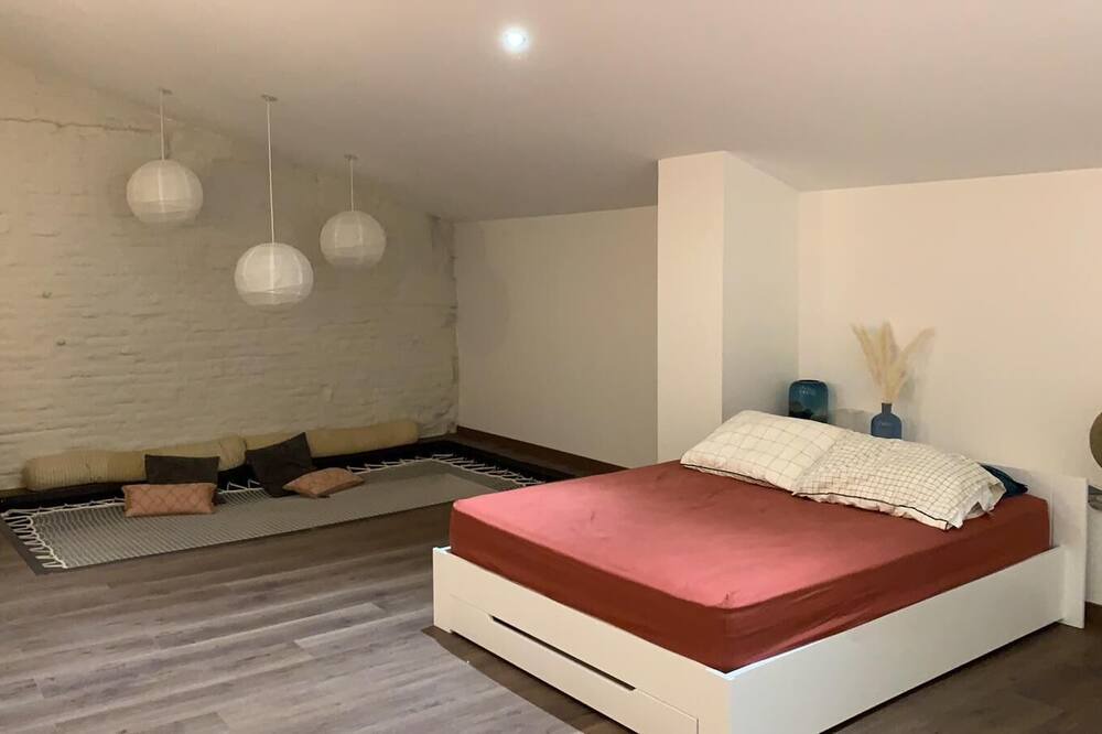 Photo of Bedroom in Castelmayran