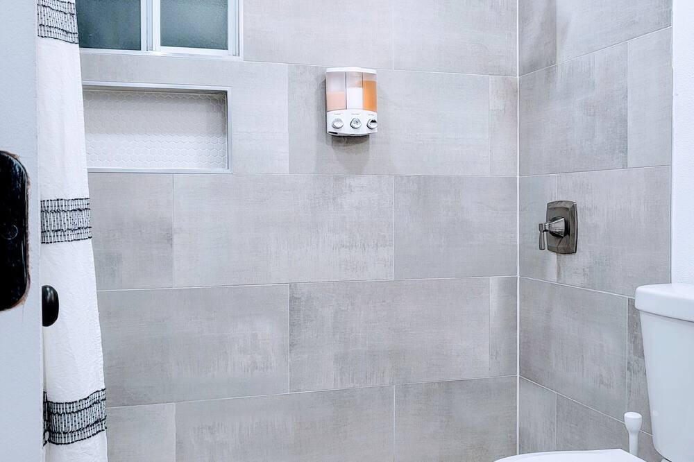 Photo of Bathroom in Cedarpines Park