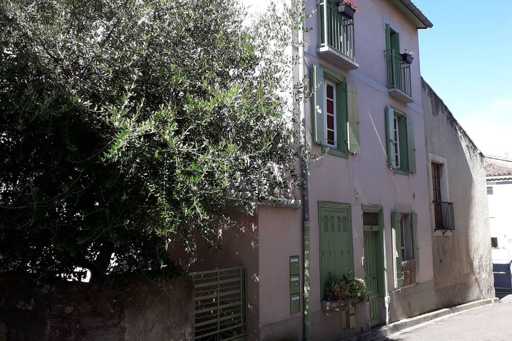 Photo of Outdoor in Trebes