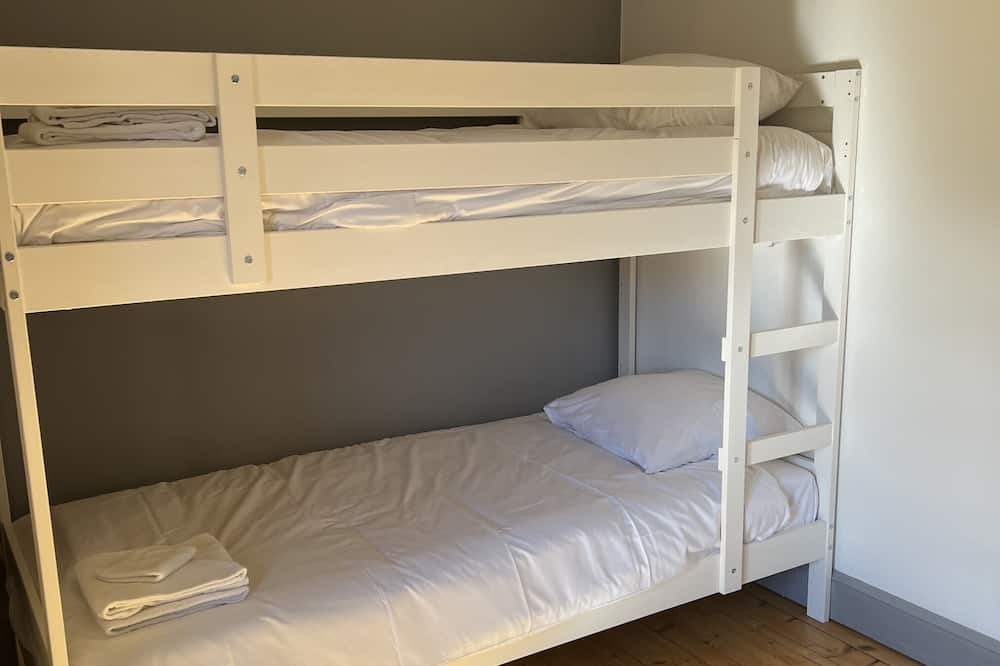 Photo of Bedroom in La Baume-Cornillane