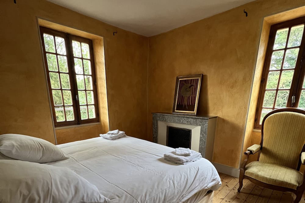Photo of Bedroom in La Baume-Cornillane