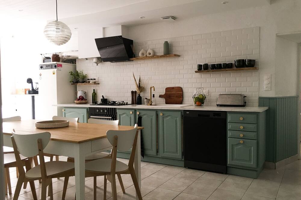 Photo of Kitchen in Bagneres-de-Bigorre