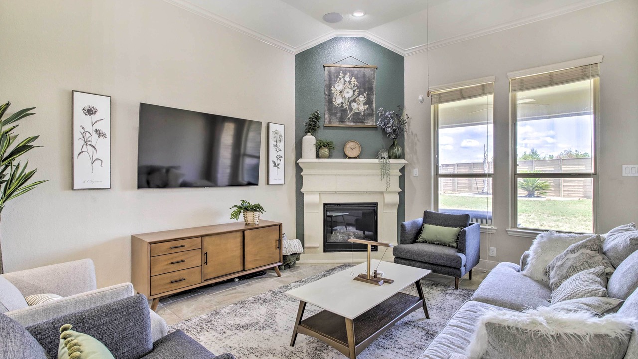 Photo of Livingroom in Cypress