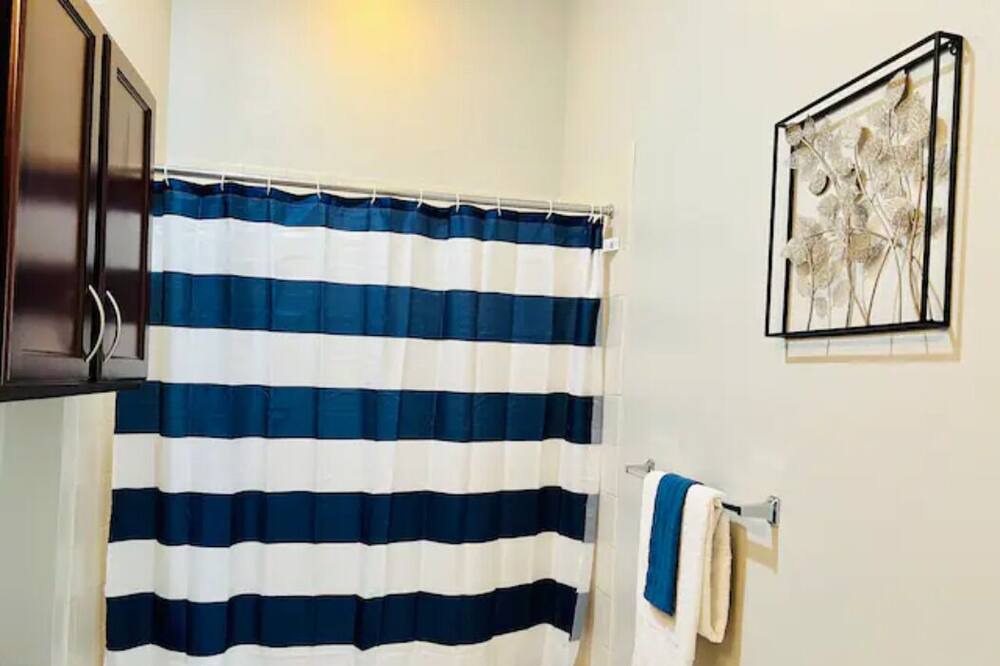 Photo of Bathroom in Pearland