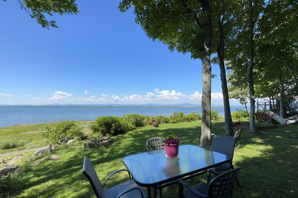 Photo of Patio Balcony in Saint-Michel-de-Bellechasse