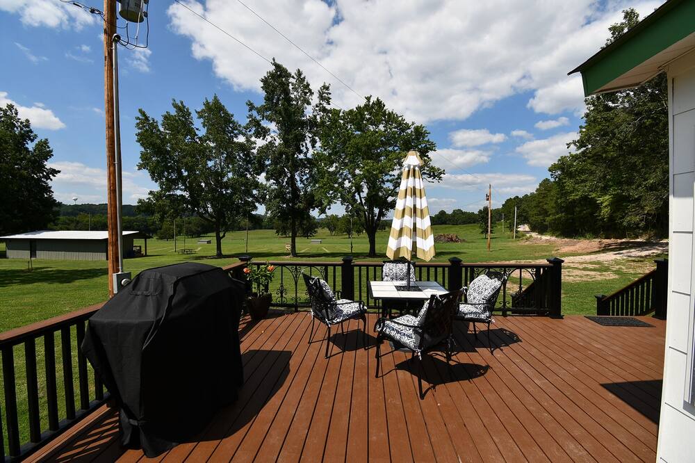 Photo of Patio Balcony in Tahlequah