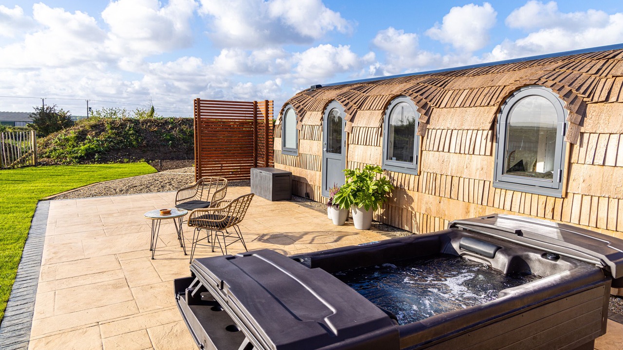 Photo of Others in Arnold