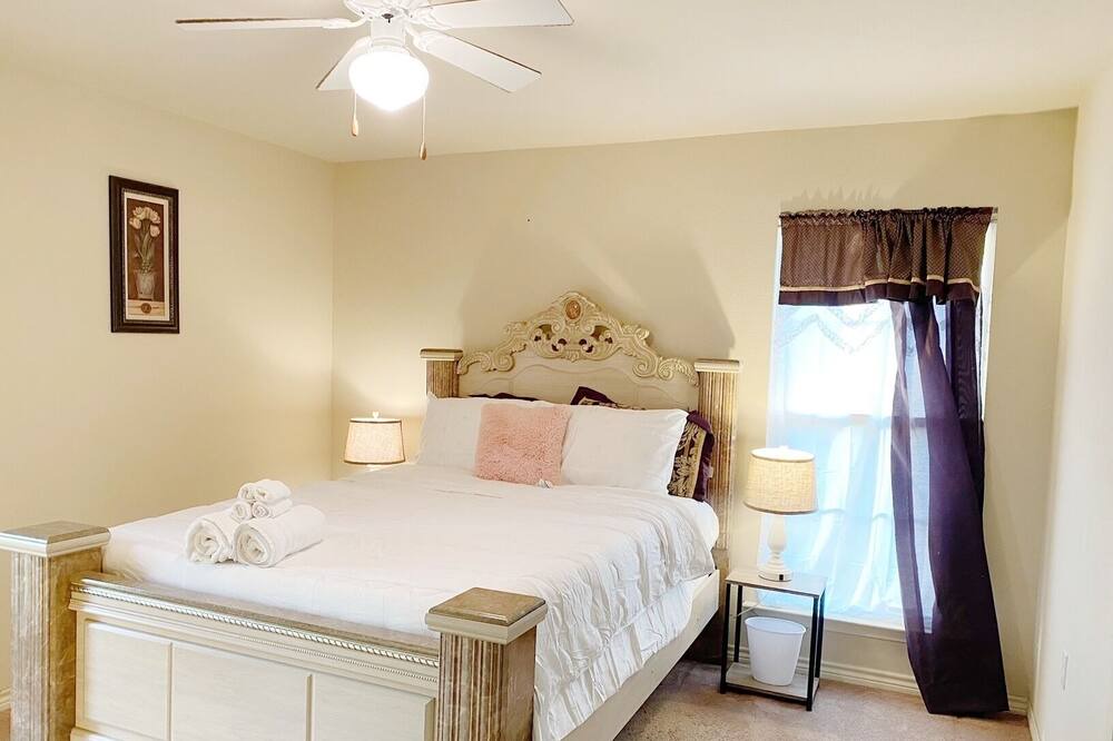 Photo of Bedroom in Port Arthur