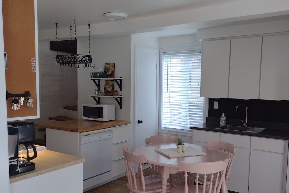 Photo of Kitchen in Breakeyville