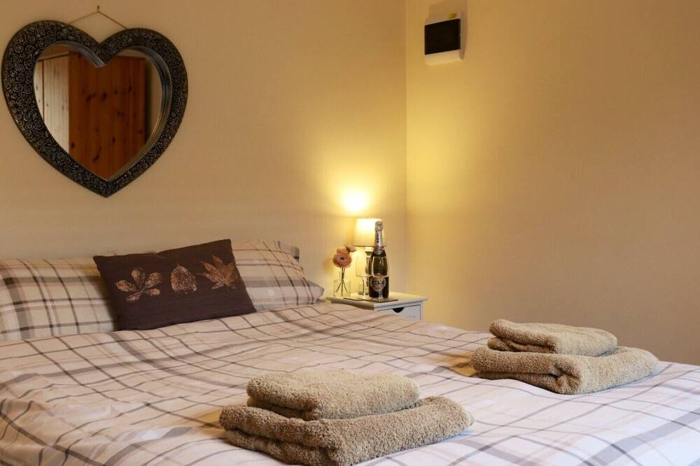 Photo of Bedroom in Niton