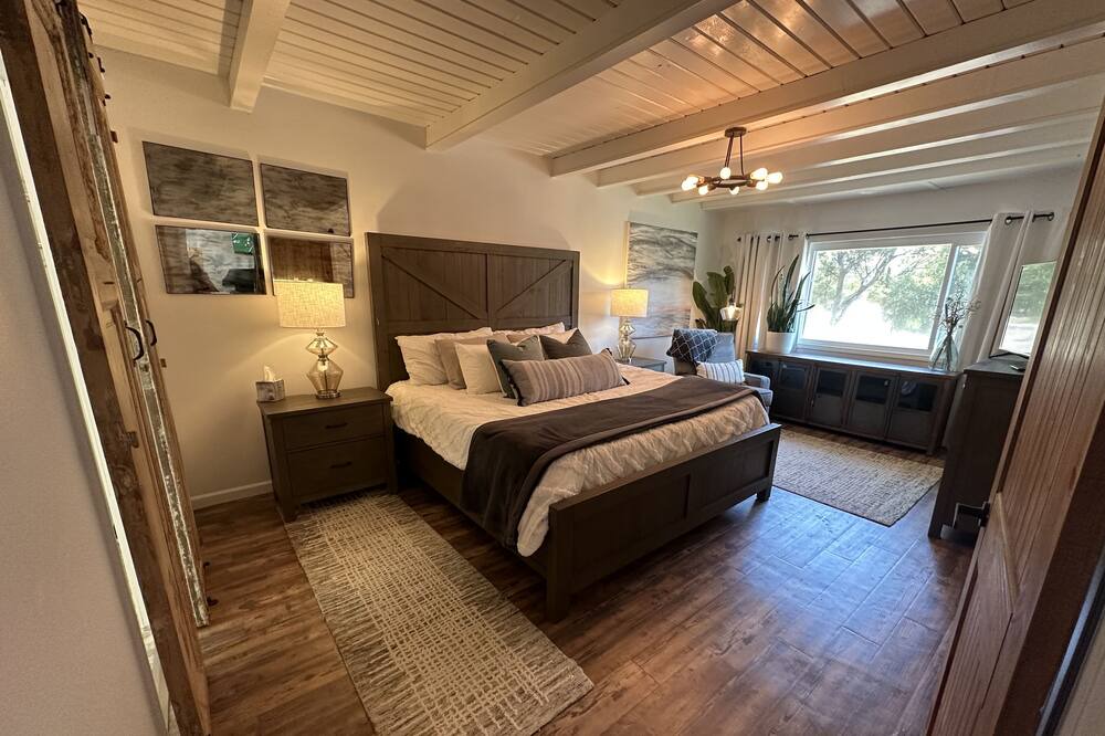 Photo of Bedroom in Clifton