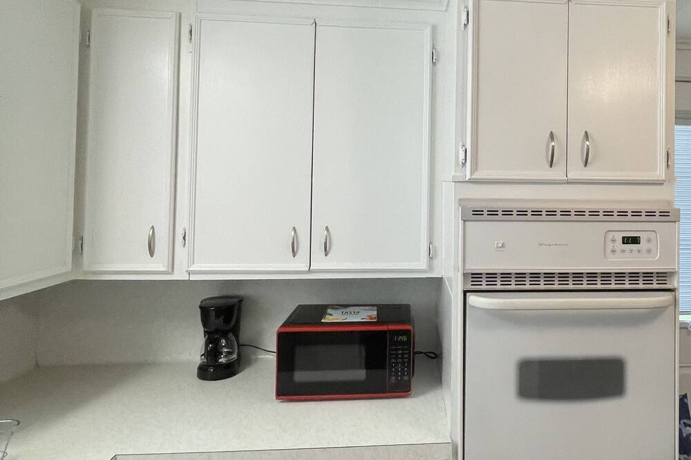 Photo of Kitchen in Groves