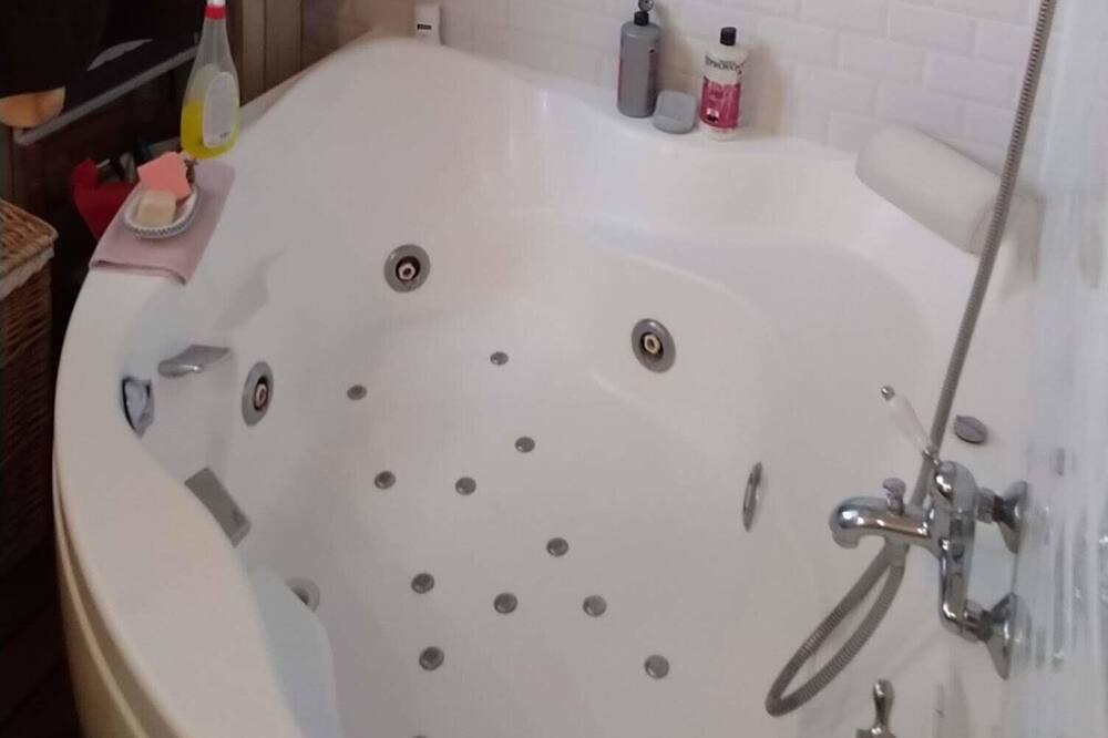 Photo of Bathroom in Rouffiac-Tolosan