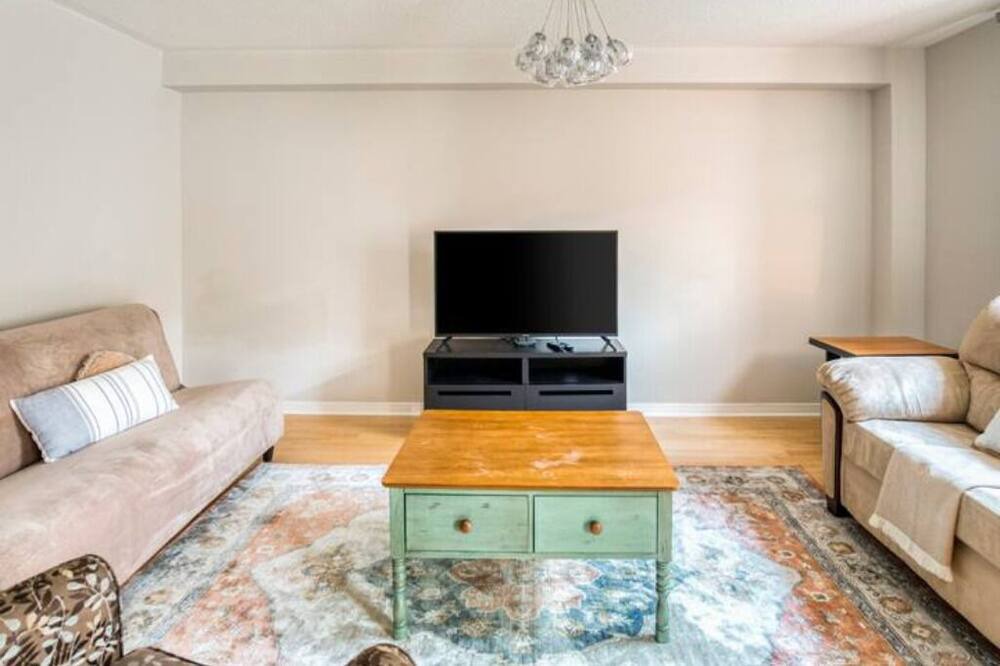 Photo of Livingroom in Newmarket