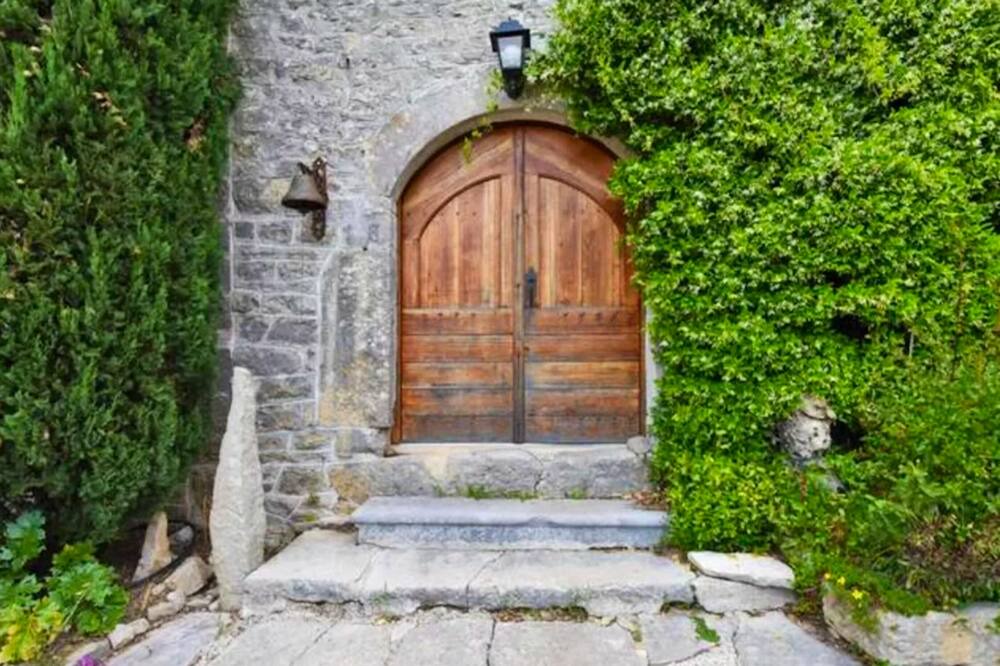 Photo of Outdoor in Ferrieres-les-Verreries
