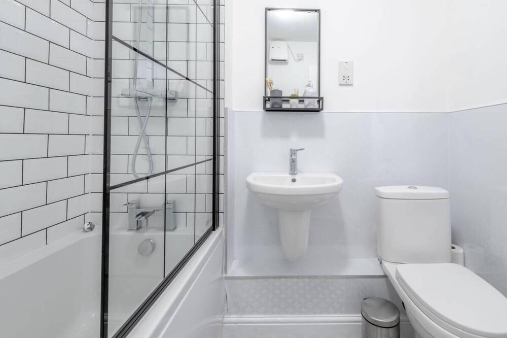 Photo of Bathroom in Hackney Wick
