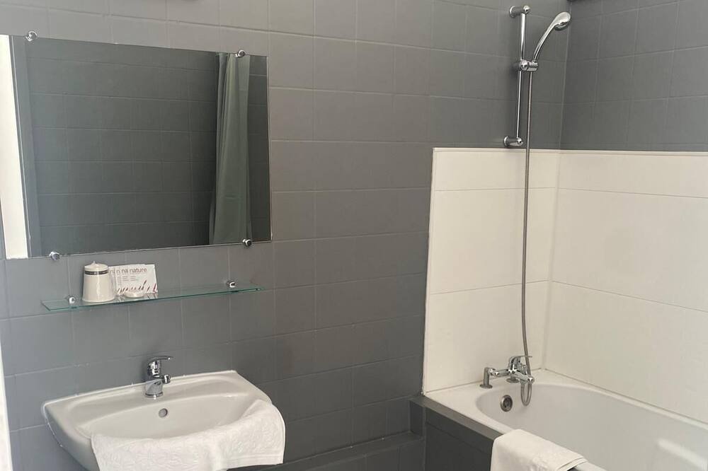 Photo of Bathroom in Roubaix
