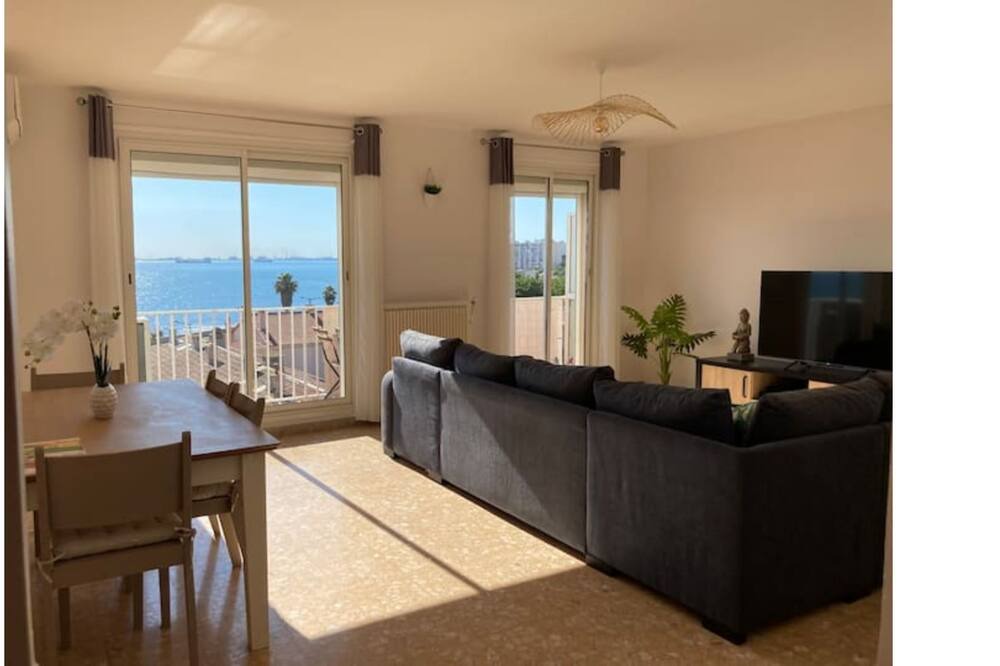 Photo of Livingroom in Port-de-Bouc