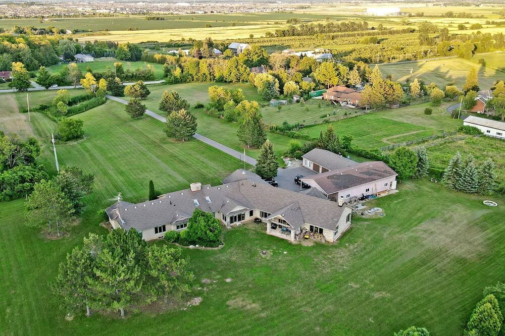 Photo of Outdoor in Milton