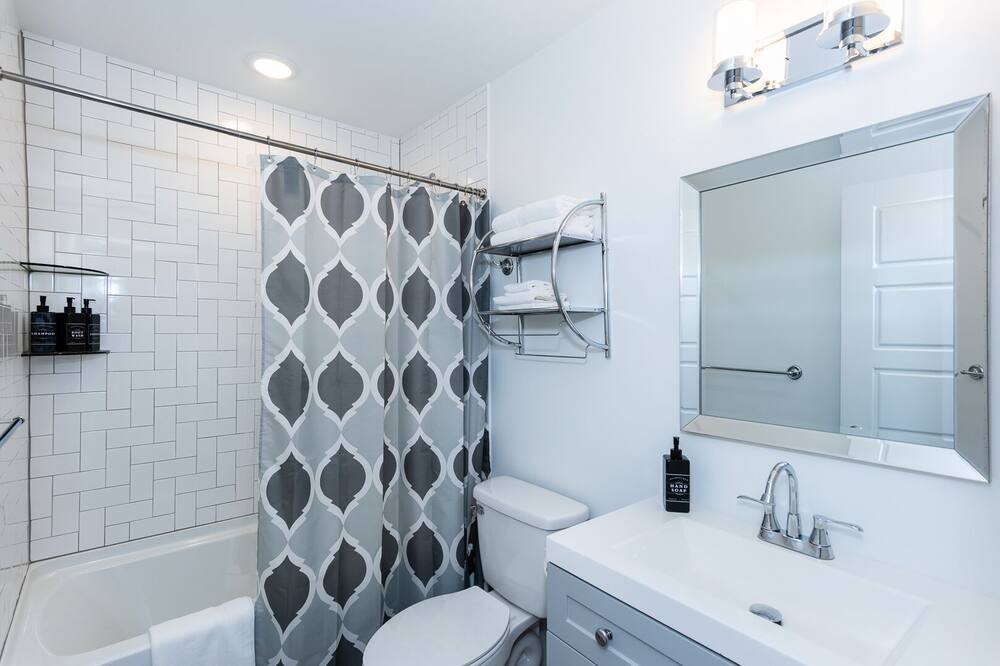 Photo of Bathroom in Buford Highway