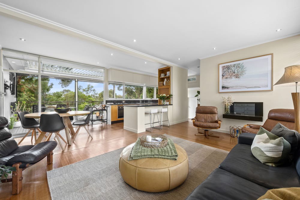 Photo of Livingroom in Highton