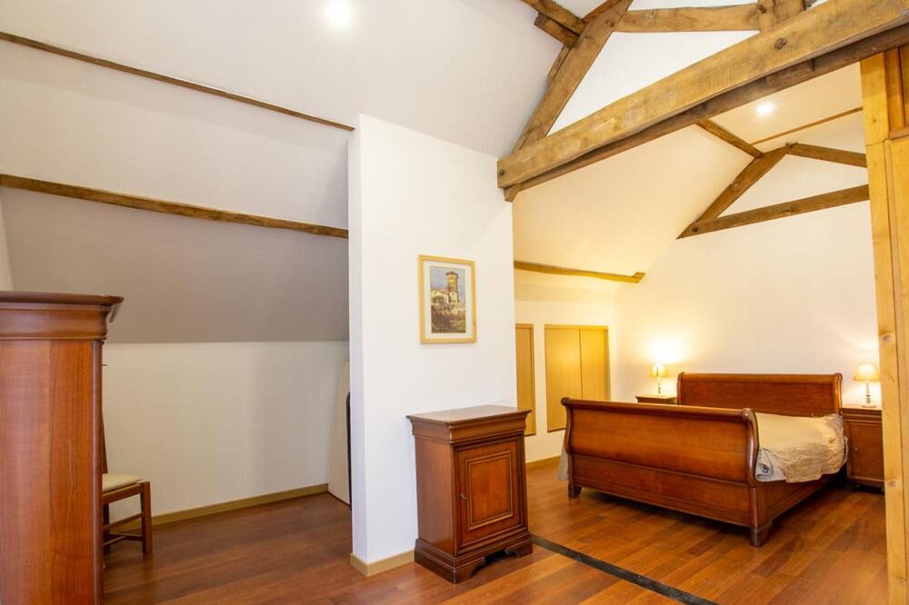 Photo of Bedroom in Chalais