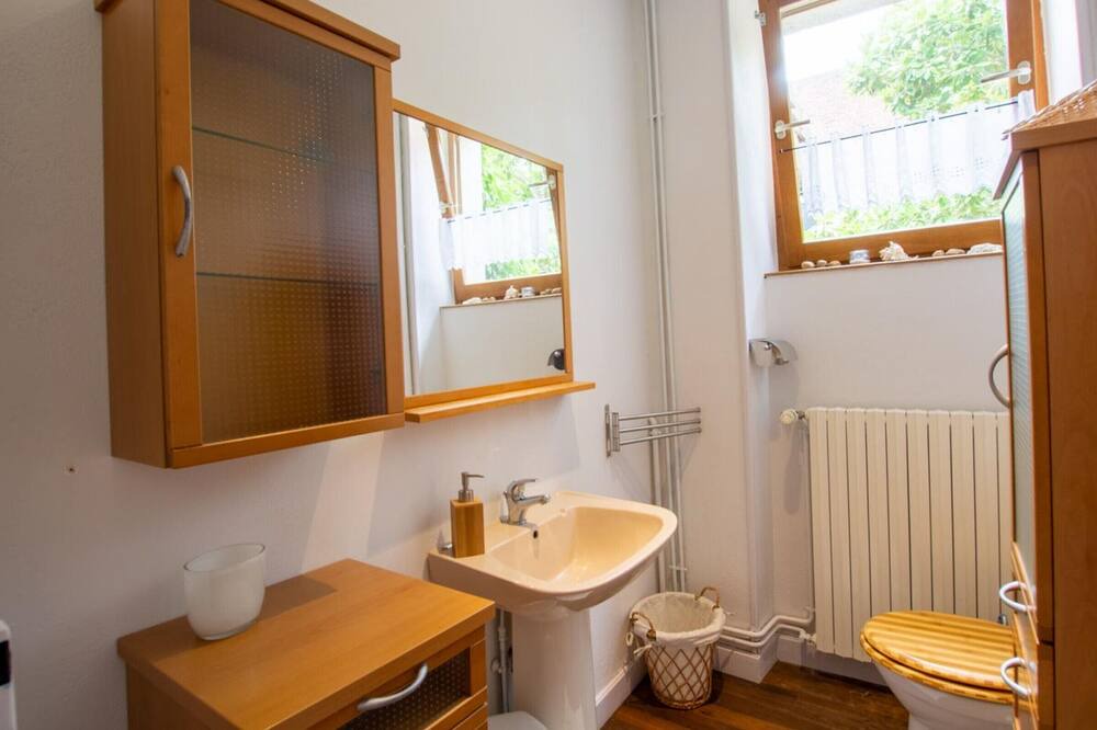 Photo of Bathroom in Chalais